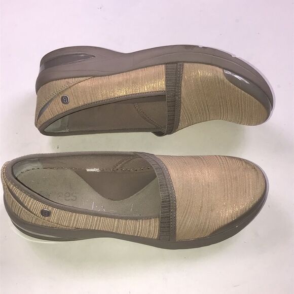 BZEES WOMEN SHOES SIZE 10B - Picture 3 of 11